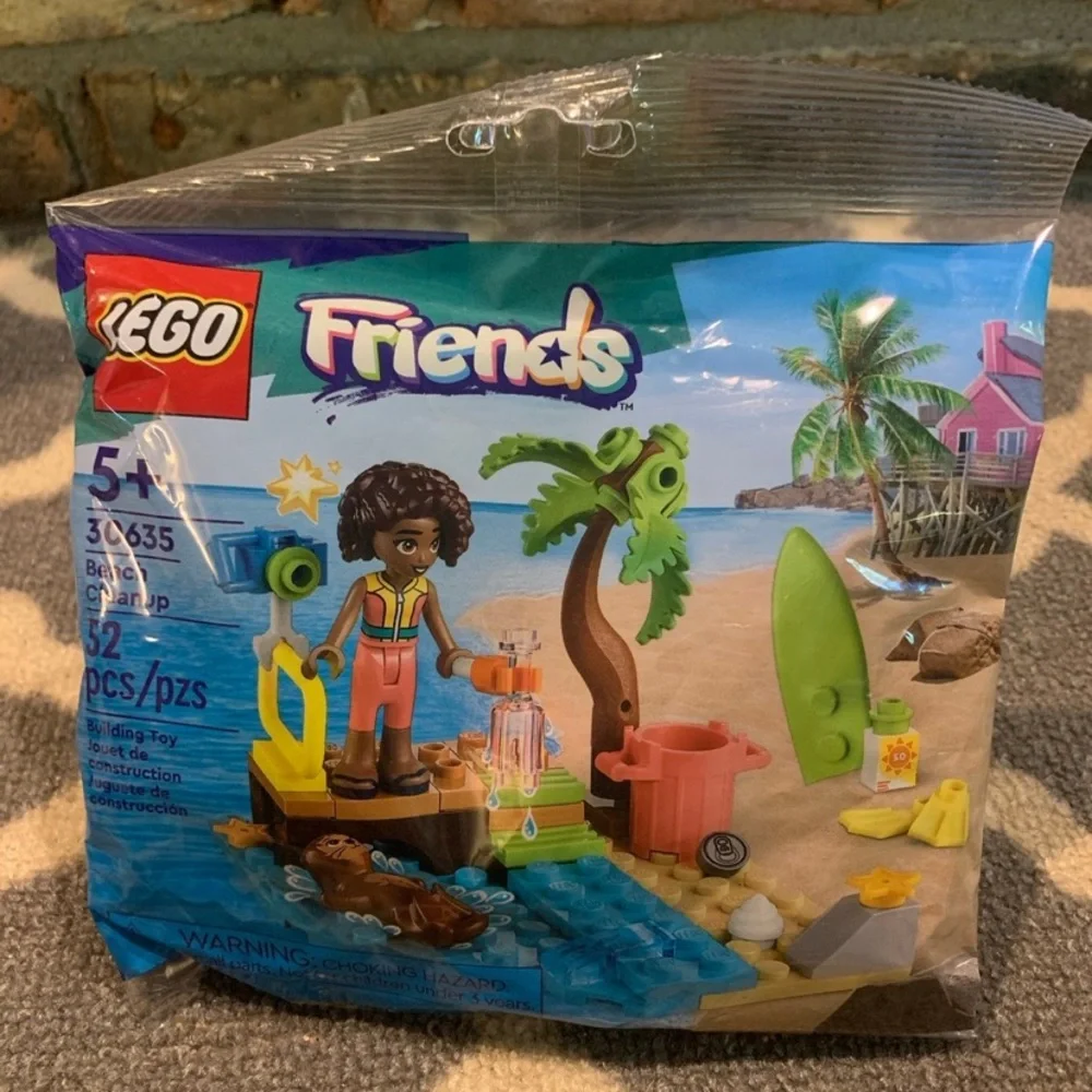 LEGO Friends Beach Cleanup 52 Piece Building Set NWT